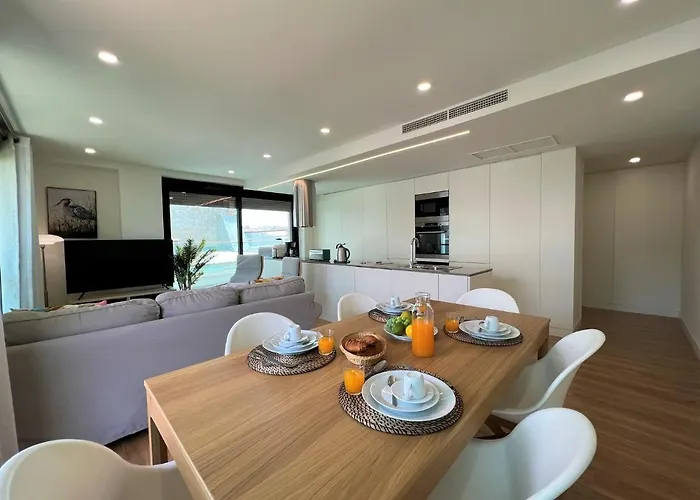 Design 1 By Homing Apartment *